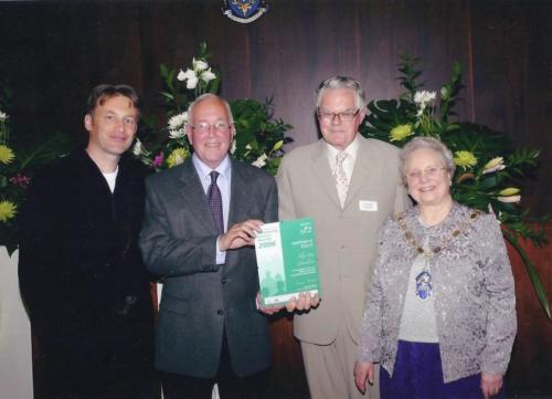Guardians Receiving the 2006 Community Service Award 